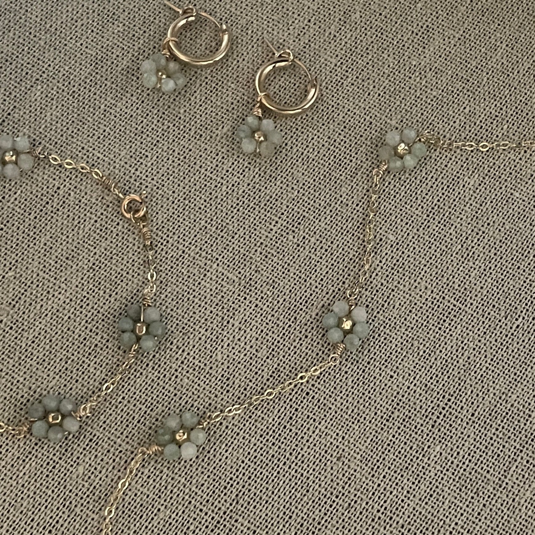 DAISY Station Necklace